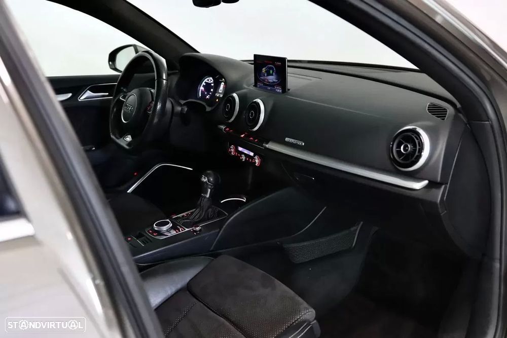 Audi A3 Sportback e-tron 1.4 TFSI S-line S tronic - 22