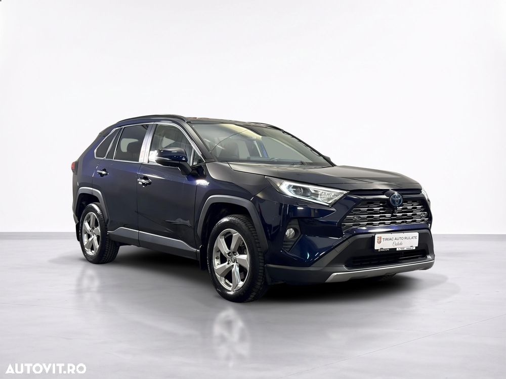 Toyota RAV4 - 8