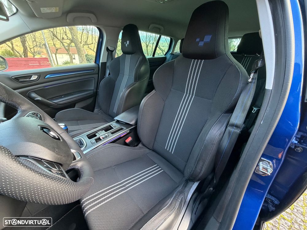 Renault Mégane Sport Tourer 1.5 Blue dCi GT Line J18 - 18