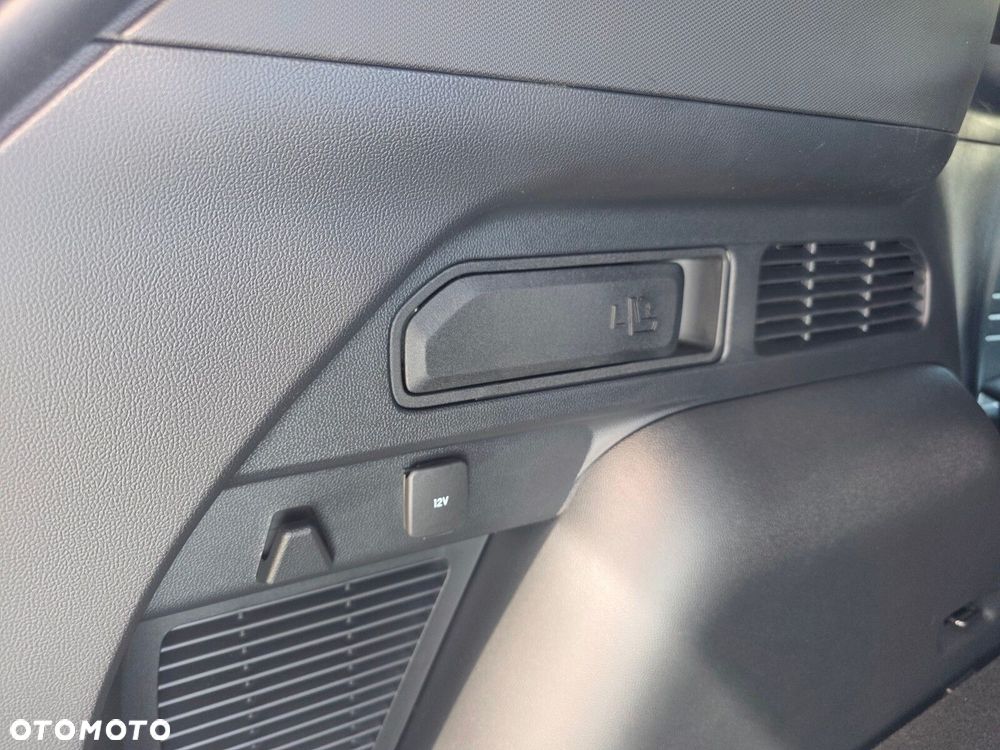 Ford Kuga - 29