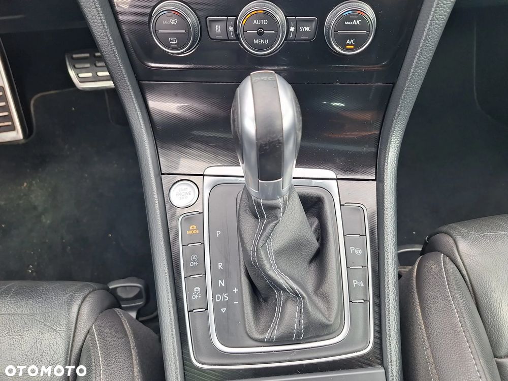 Volkswagen Golf GTD 2.0 TDI SCR DSG - 18