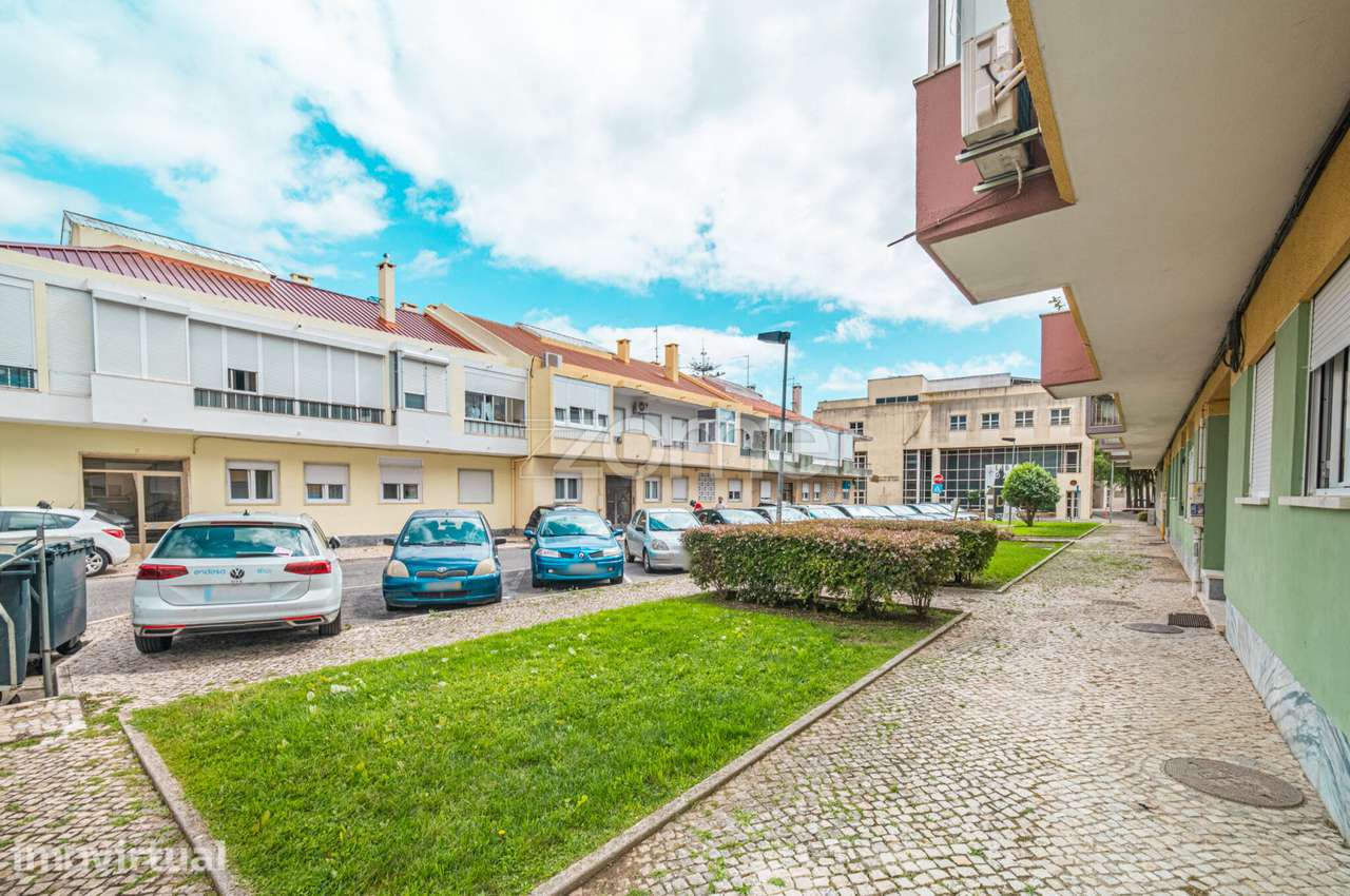 Loja remodelada para Estúdio T0