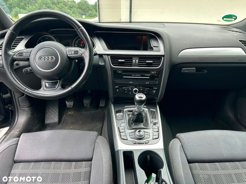 Audi A4 Avant - 11
