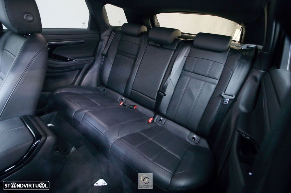 Land Rover Range Rover Evoque P300e R-Dynamic SE - 19