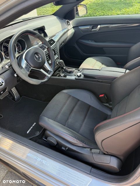 Mercedes-Benz Klasa C 63 AMG AMG SPEEDSHIFT MCT Black Series - 6