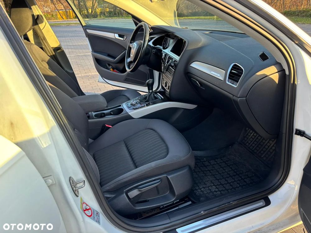 Audi A4 Avant 2.0 TDI Quattro - 23