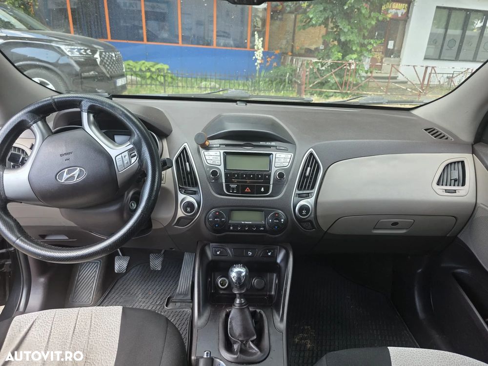 Hyundai ix35 2.0 CRDI High 4WD GLS Premium - 4