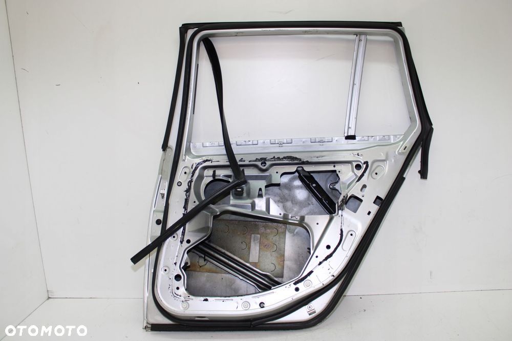 BMW E61 Drzwi PRAWE TYŁ TYLNE LIFT LCI TITANSILBER - 5