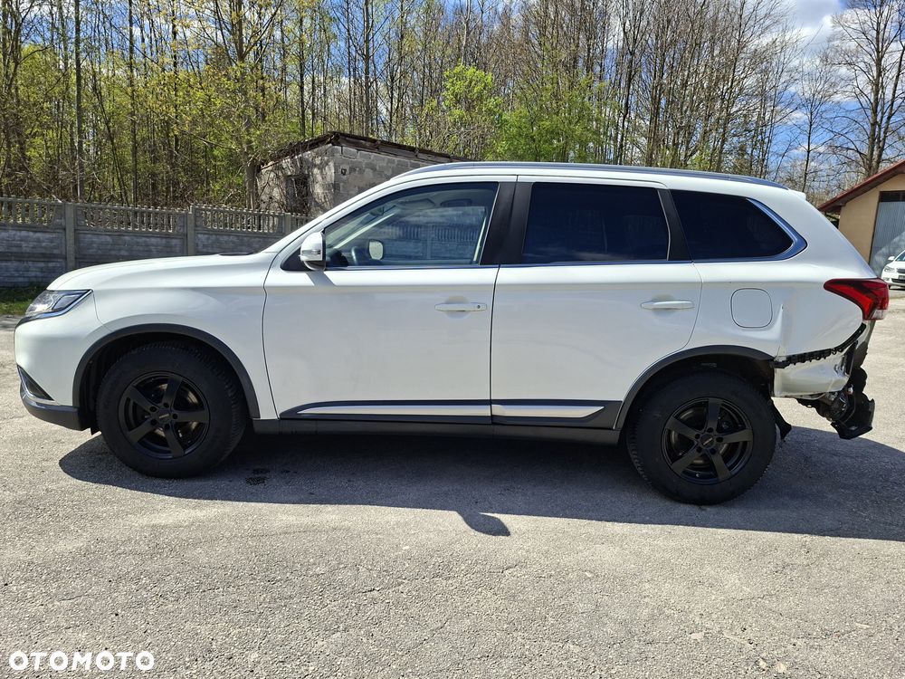 Mitsubishi Outlander 2.0 2WD - 3