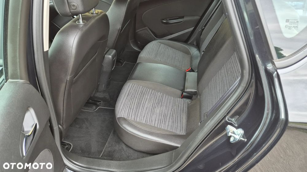 Opel Astra 1.4 Turbo ENERGY - 12
