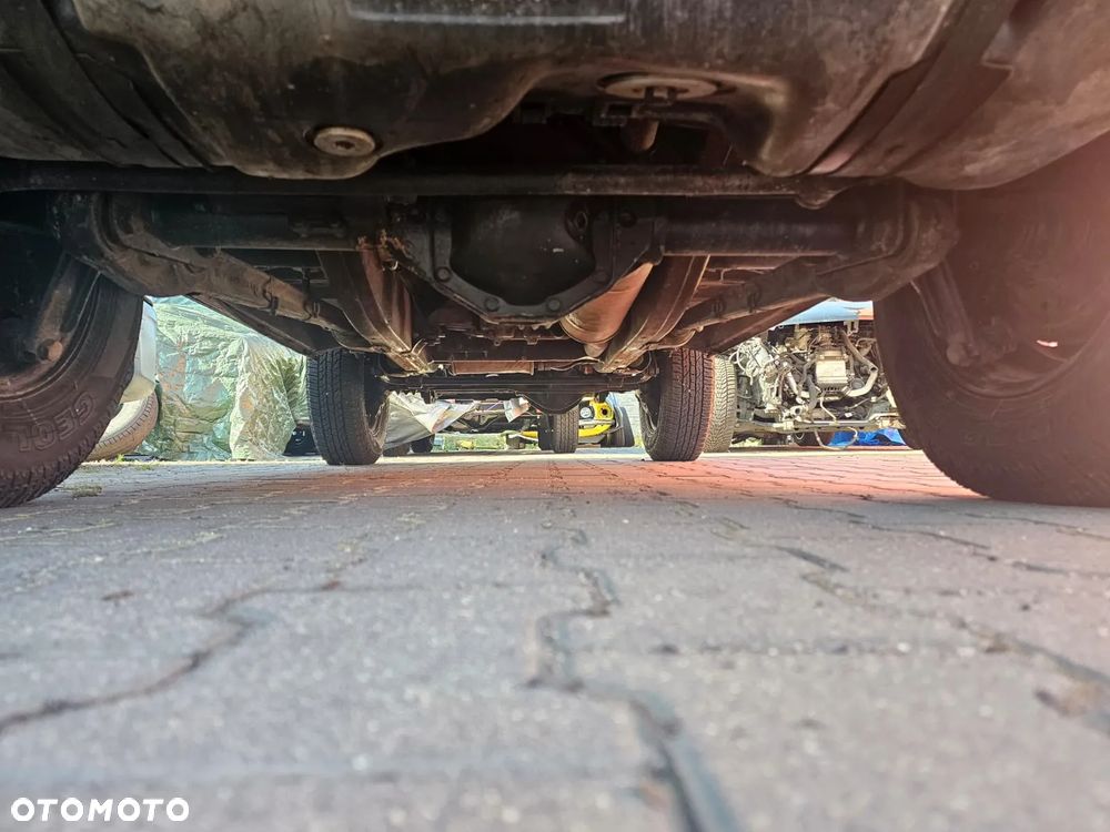 Mercedes-Benz Klasa G 290 GD - 25