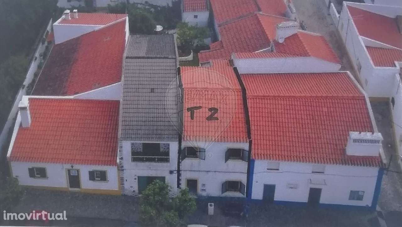 Moradia T2 para venda - Grande imagem: 2/14