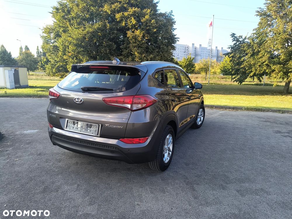 Hyundai Tucson 1.6 GDI BlueDrive Comfort 2WD - 12