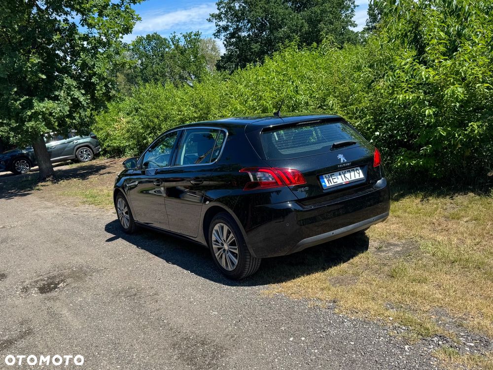 Peugeot 308 - 10