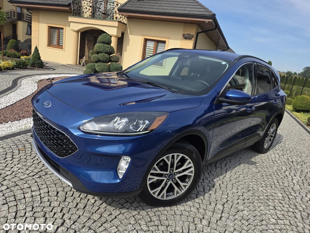 Ford Kuga - 27