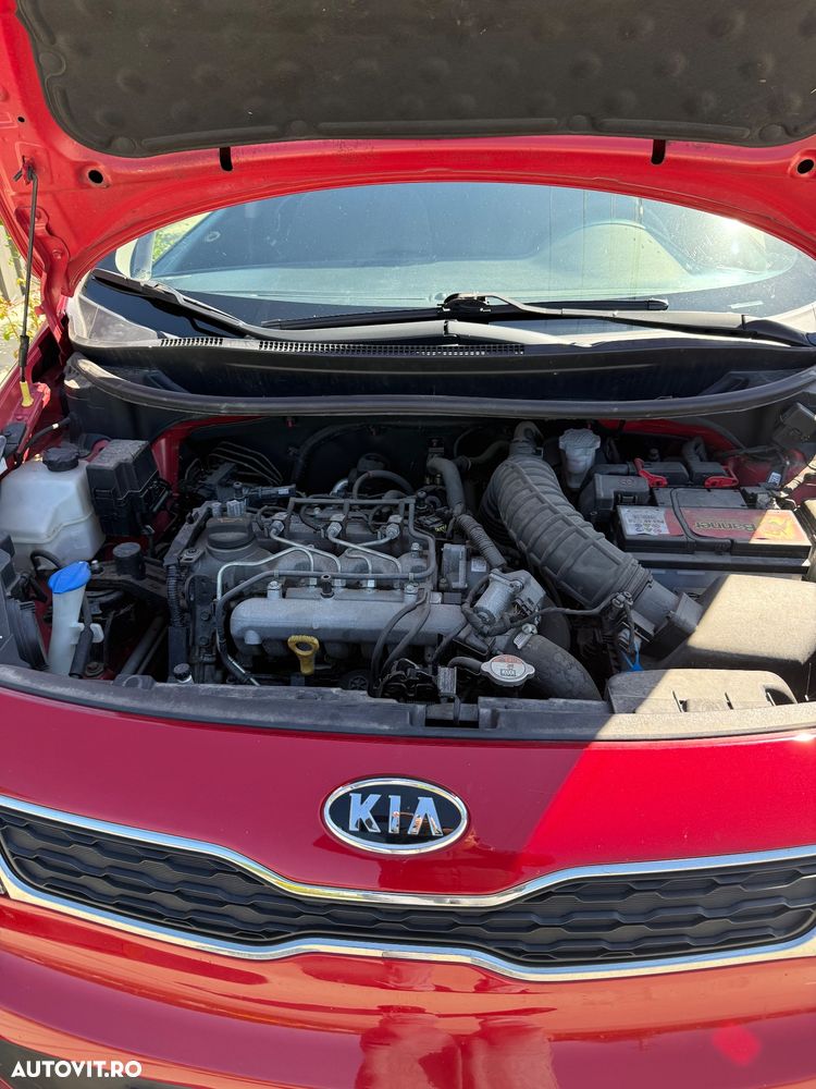Kia Rio - 6