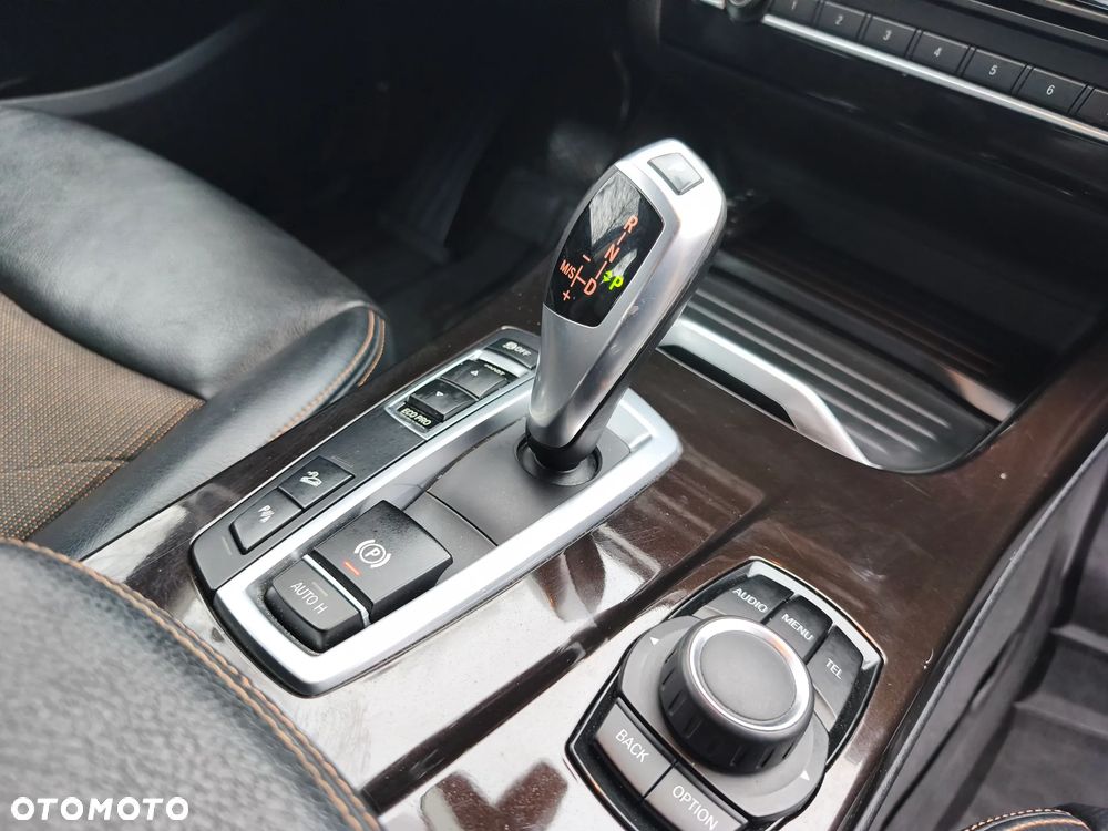 BMW X4 xDrive20i - 17