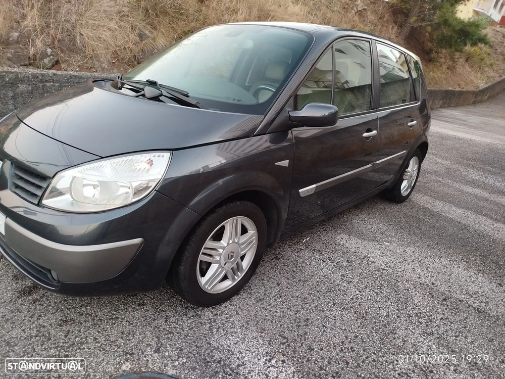 Renault Scénic 1.5 dCi Dynamique Luxe - 3