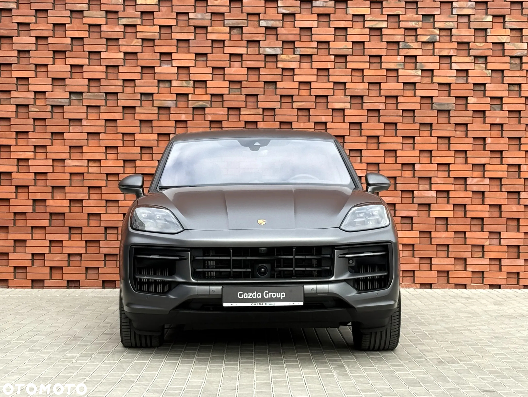Porsche Cayenne S E-Hybrid PHEV - 2
