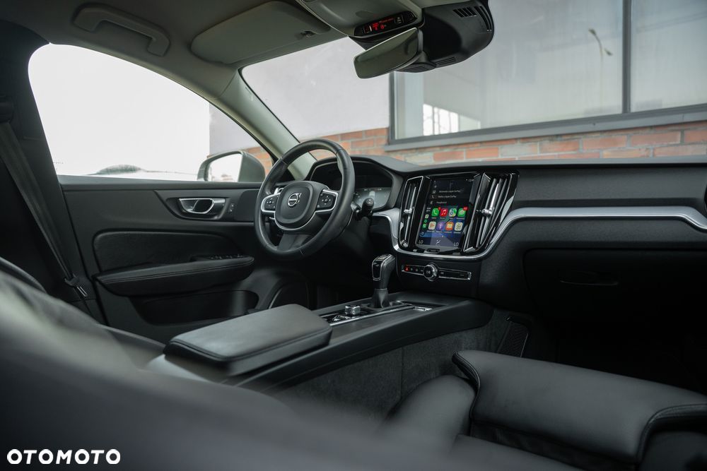 Volvo V60 D3 Momentum Core - 29