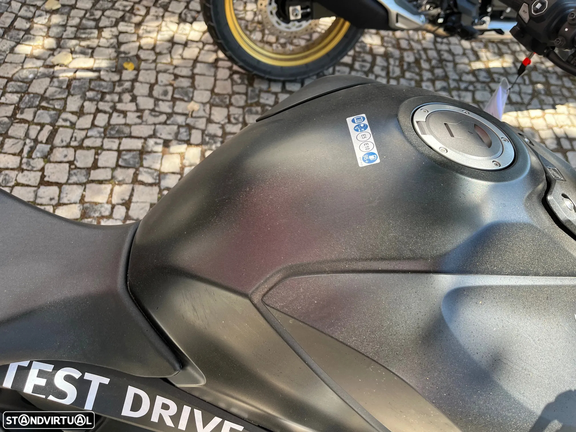 Honda Hornet CB 1000 SP - 10