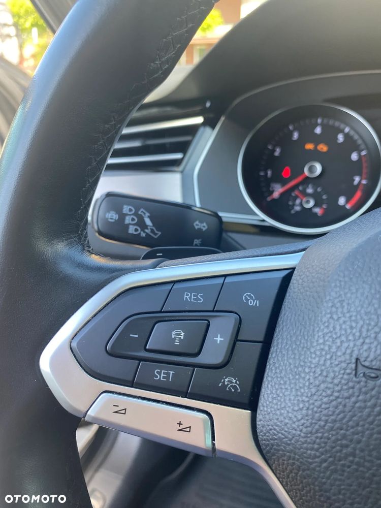 Volkswagen Passat 2.0 TSI Elegance DSG - 30