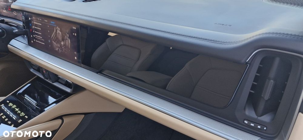 Porsche Cayenne E-Hybrid PHEV - 13