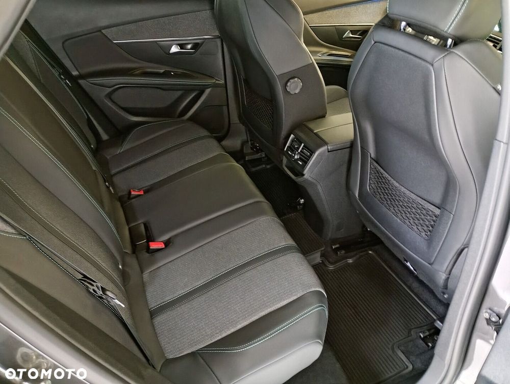 Peugeot 3008 1.2 PureTech Allure Pack S&S EAT8 - 16