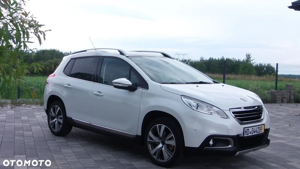 Peugeot 2008 1.6 e-HDi Allure S&S - 4