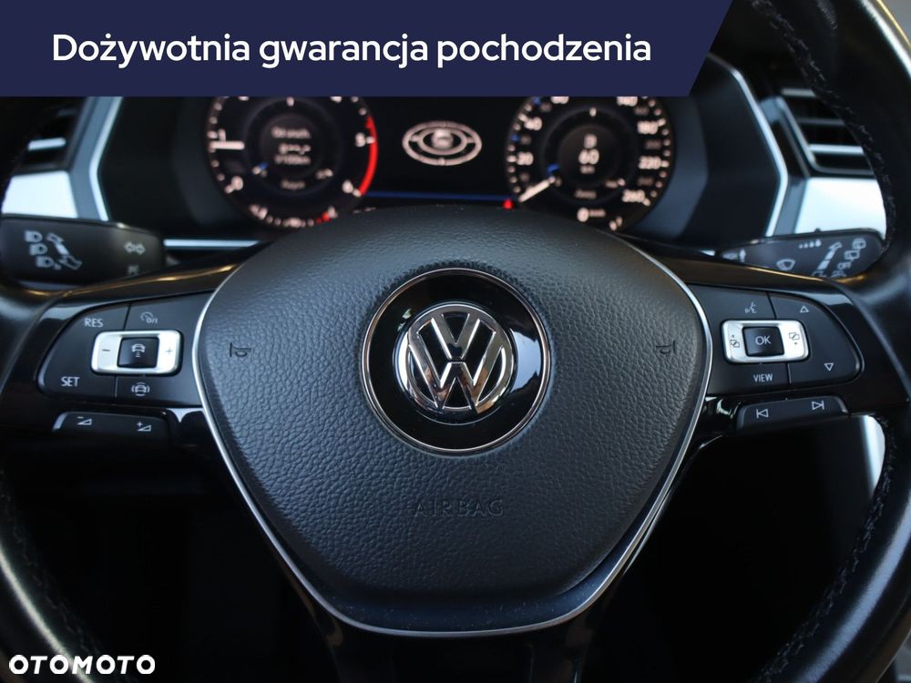 Volkswagen Passat Variant - 21