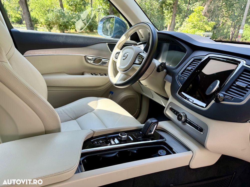 Volvo XC 90 T8 eAWD R-Design - 17