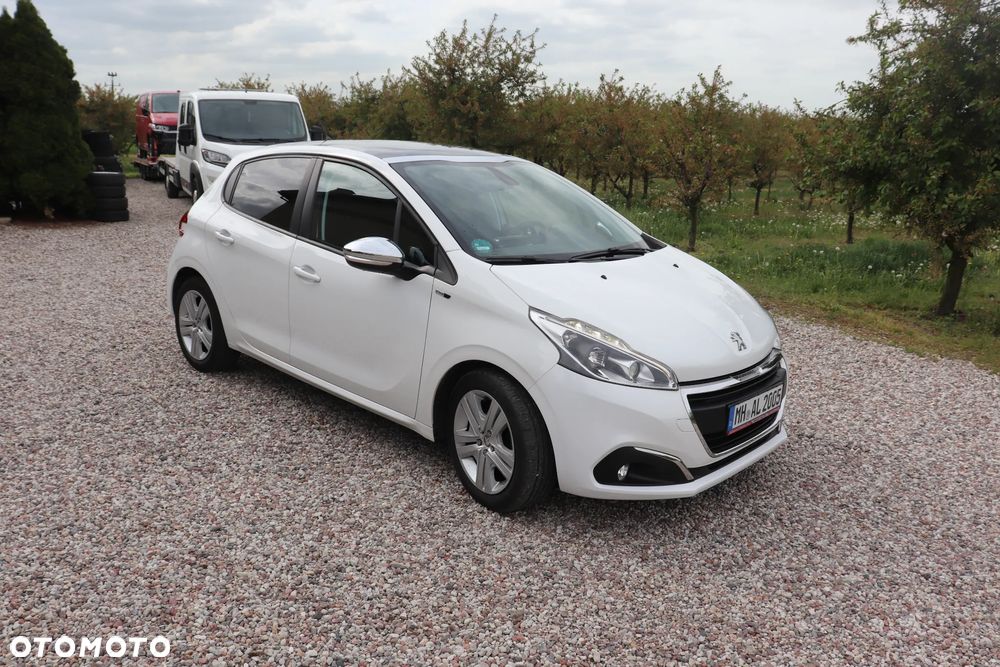 Peugeot 208 82 VTI Allure - 23