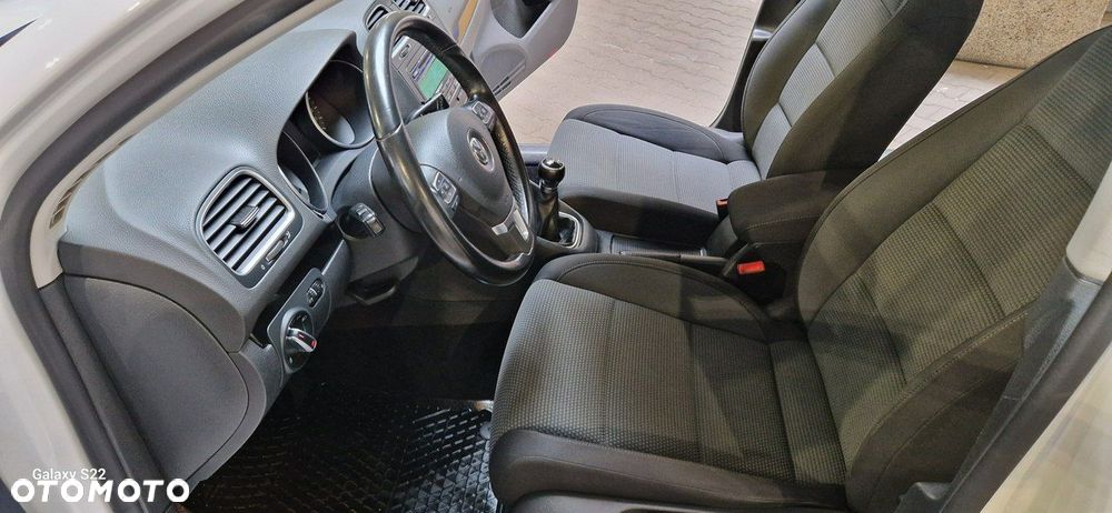 Volkswagen Golf - 11