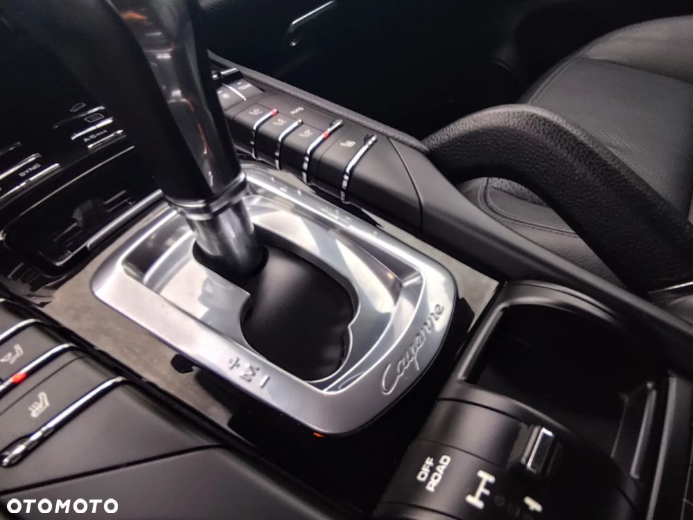 Porsche Cayenne Platinum Edition - 33
