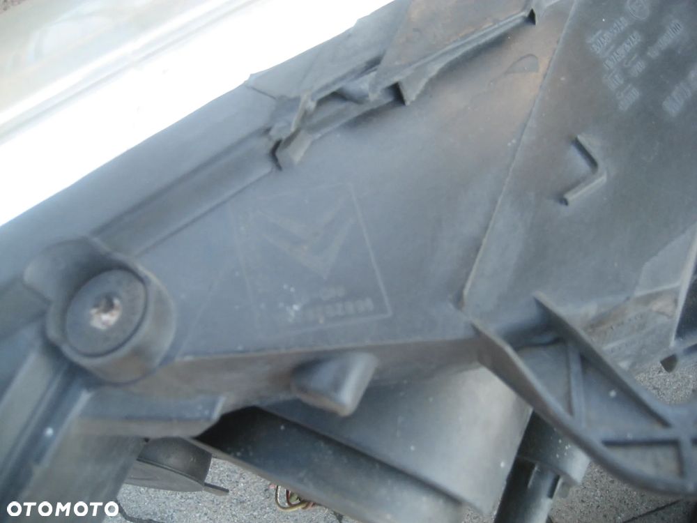 citroen berlingo iii 08-12r lampa przód prawa lewa europa - 6