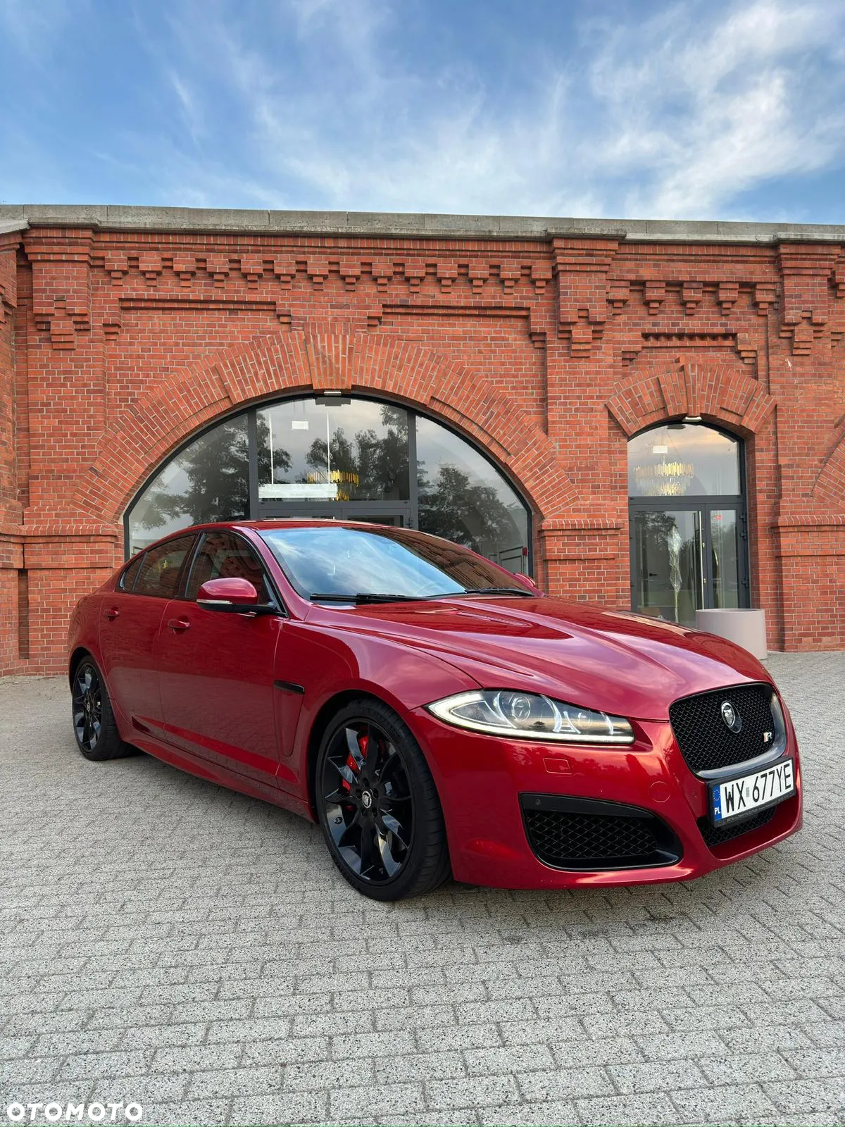 Jaguar XF XFR - 10