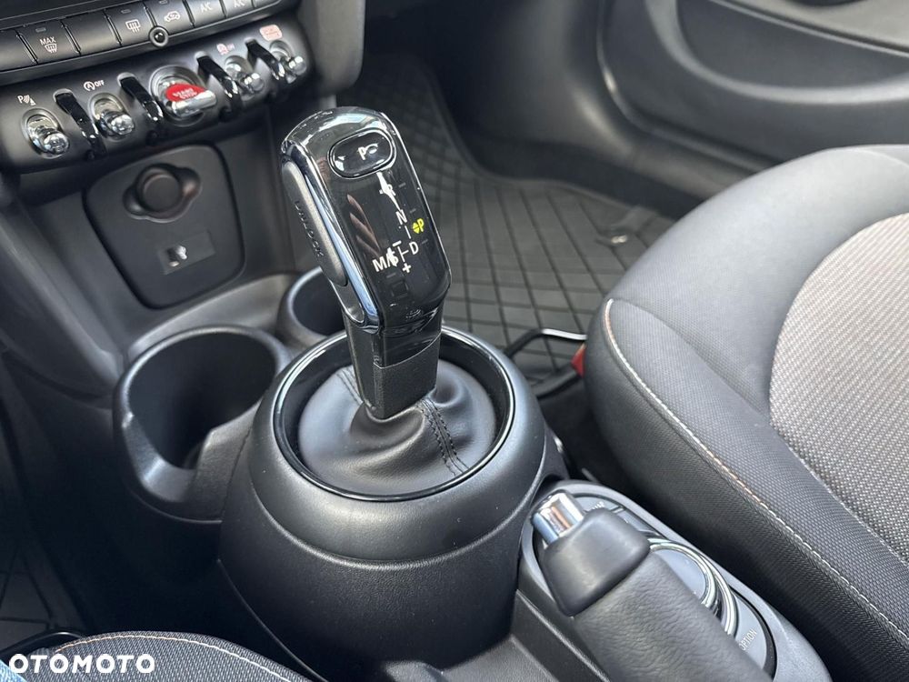 MINI Cooper - 16