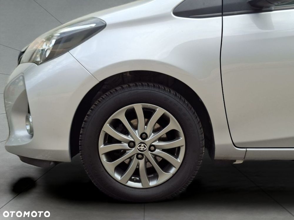 Toyota Yaris 1.33 Premium EU6 - 11