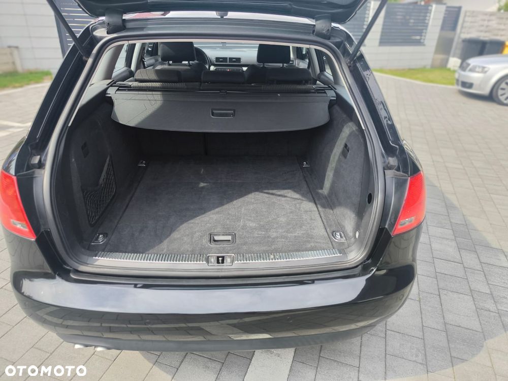 Audi A4 Avant 2.0 TDI DPF - 22