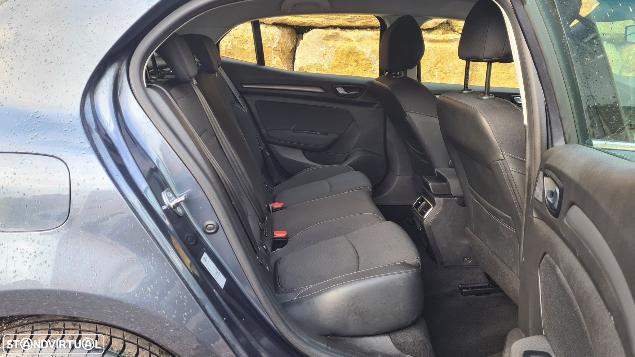 Renault Mégane 1.5 Blue dCi Intens EDC - 40