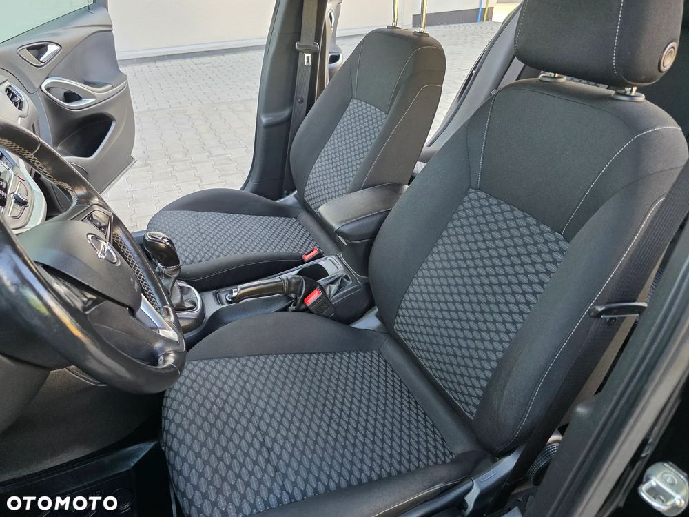 Opel Astra 1.2 Turbo Business Edition - 28