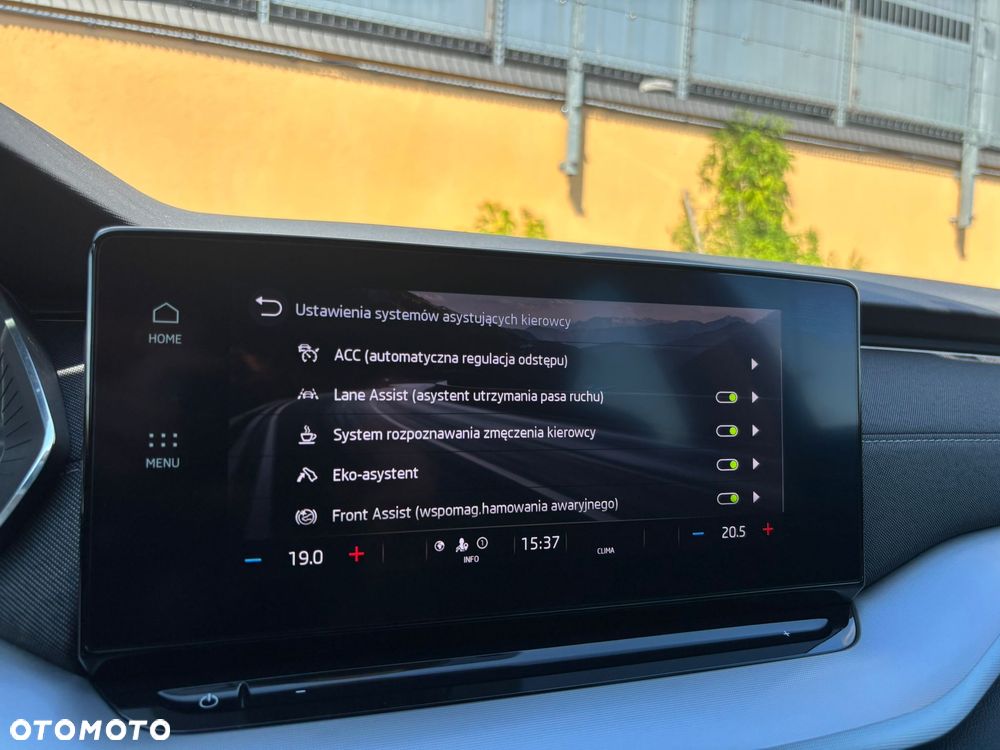 Skoda Octavia 2.0 TDI Style DSG - 28
