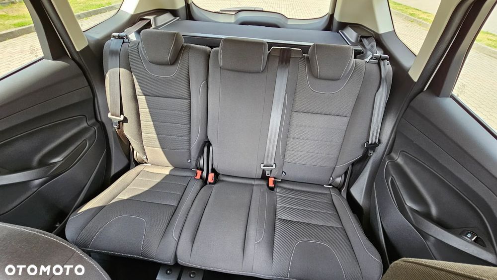 Ford Kuga 2.0 TDCi 2x4 SYNC - 11