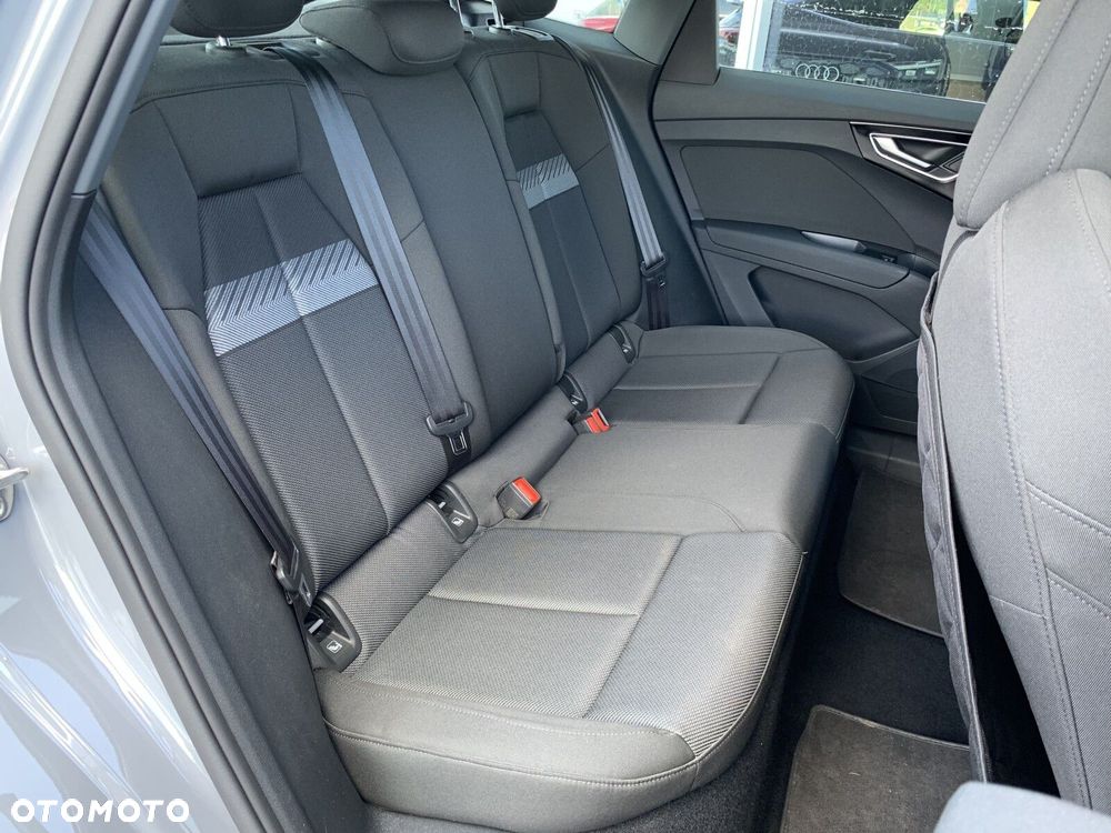 Audi Q4 Sportback e-tron - 12