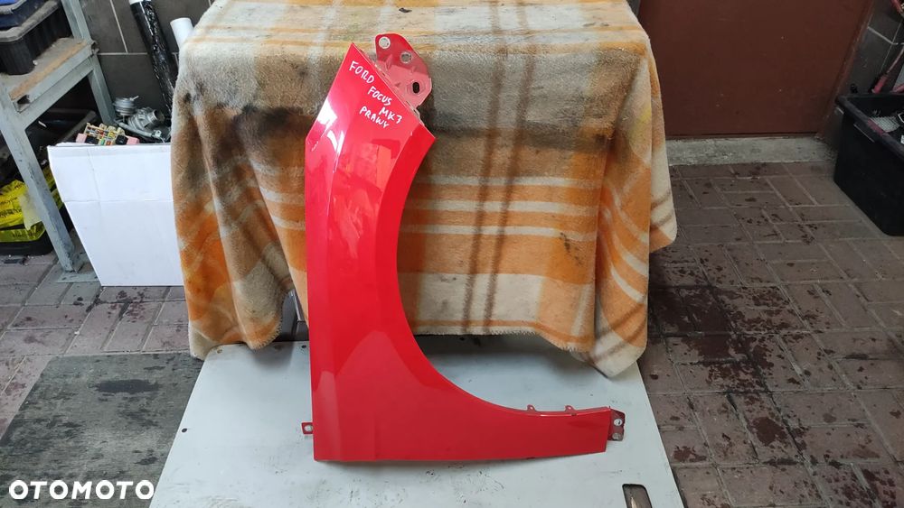 Prawy błotnik Ford Focus MK3