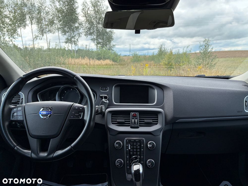 Volvo V40 D2 Kinetic - 9