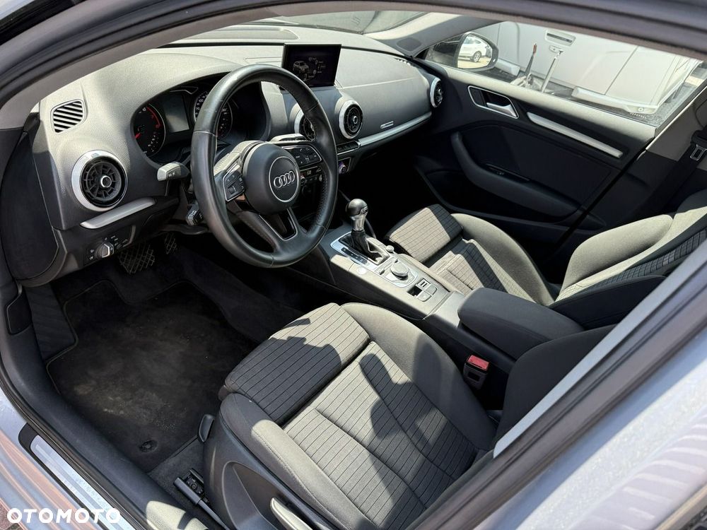 Audi A3 Sportback - 6