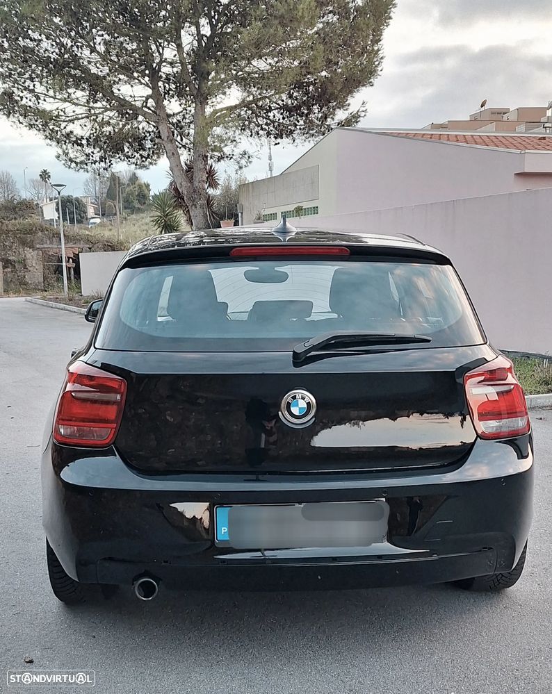 BMW 118 d Sport Line - 3