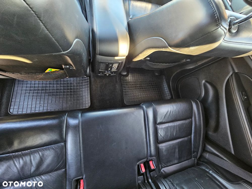 Jeep Grand Cherokee - 19