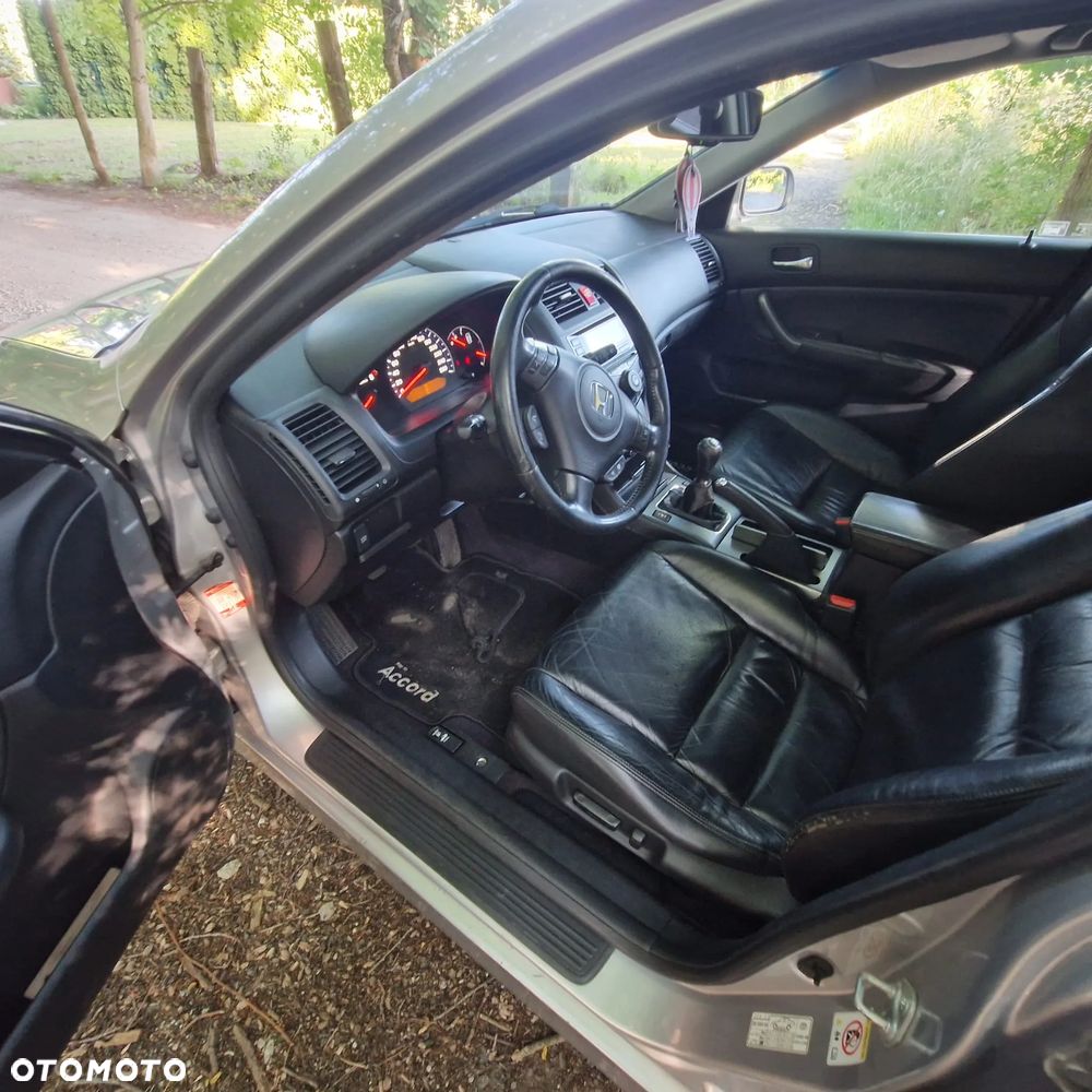 Honda Accord 2.0 i Executive - 10